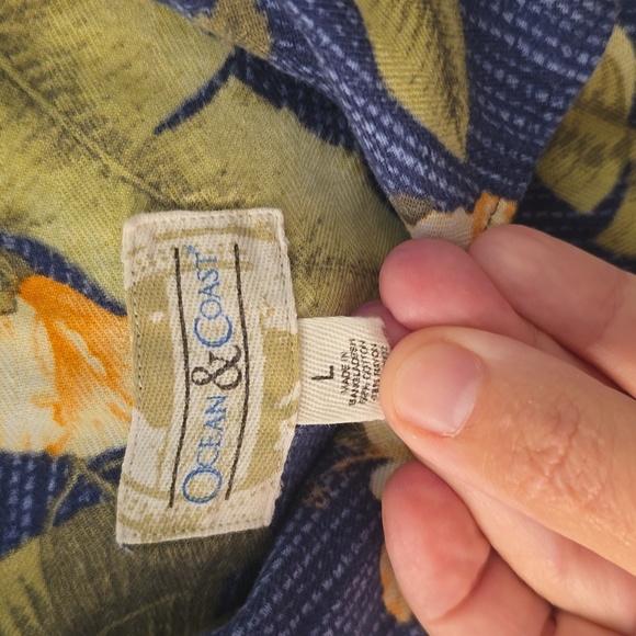 Ocean & Coast Men's Hawaiian Shirt, Size L, Cotton Rayon Blend (0816) - Picture 2 of 7